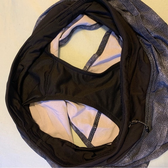 Lululemon speed shorts - Picture 4 of 5